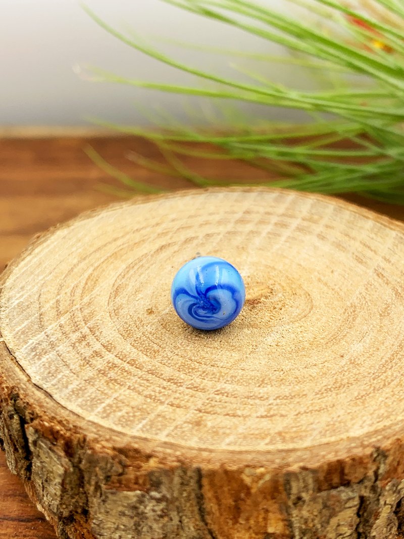 Asumaglass 单颗琉璃耳环 - 耳环/耳夹 - 琉璃 蓝色