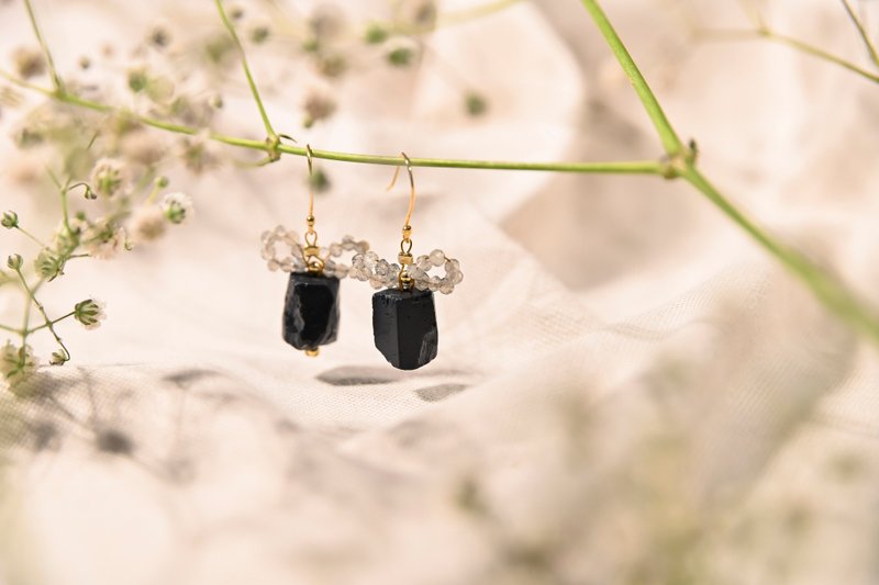 礼物纯银耳环 / 黑碧玺  拉长石 /  JIEGEM 姊的珠宝 - 耳环/耳夹 - 半宝石 黑色
