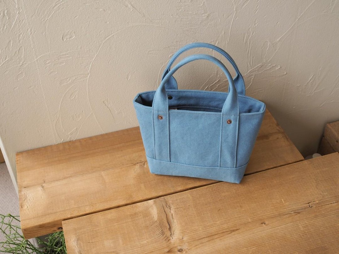 Tote Chibi Size Blue Jade with lid only - 手提包/手提袋 - 棉 蓝色