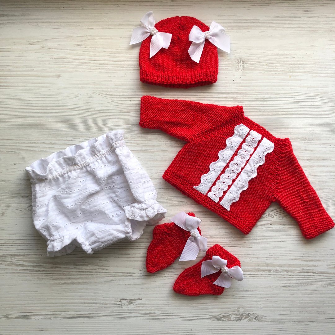 Hand knit outfit for baby girl. Sweater, panties, socks and hat. Take home outfi - 包屁衣/连体衣 - 其他材质 红色