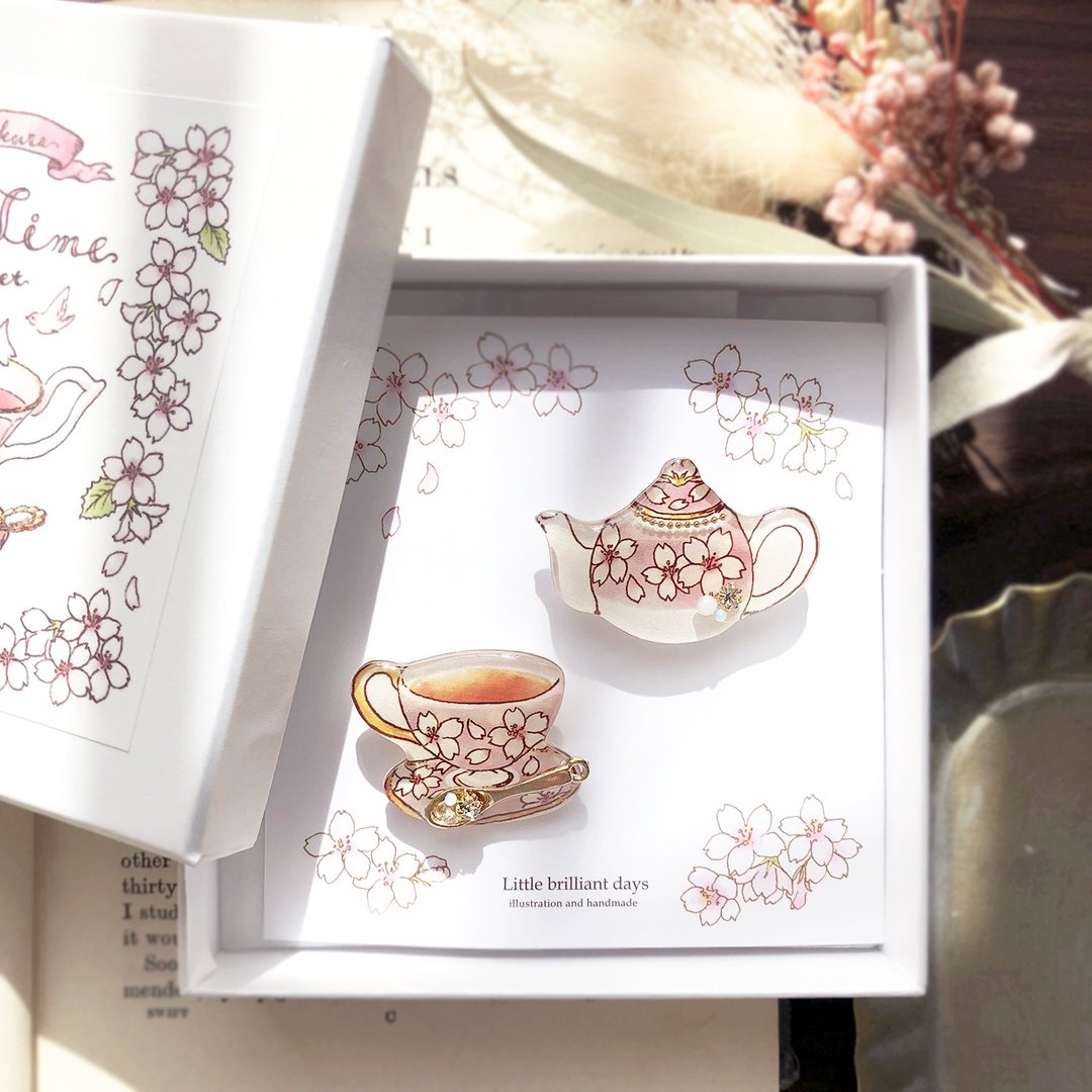 Sakura Teatime Coffret pink brooch Sakura Teatime Coffret pink brooch - 胸针 - 塑料 粉红色