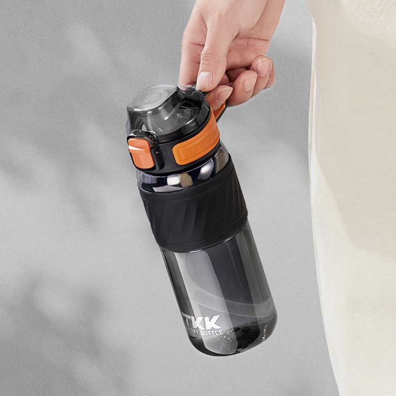 【TKK】美国进口Tritan哈仑系列 手提式运动水壶 600ML-火山黑 - 水瓶/水壶 - 其他材质 黑色