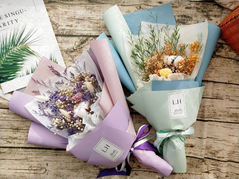 【蓝芯手作】骊歌・小清新毕业花束 - 干燥花/捧花 - 植物．花 紫色