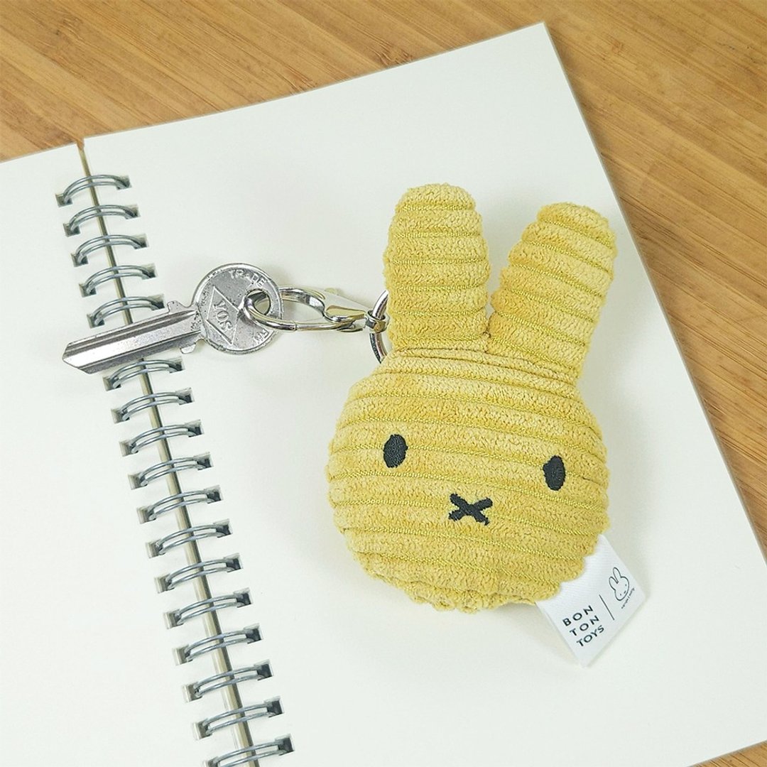 24H 出货 BON TON TOYS Miffy 拍拍米菲兔 ECO 灯芯绒钥匙圈 -10cm - 钥匙链/钥匙包 - 聚酯纤维 多色