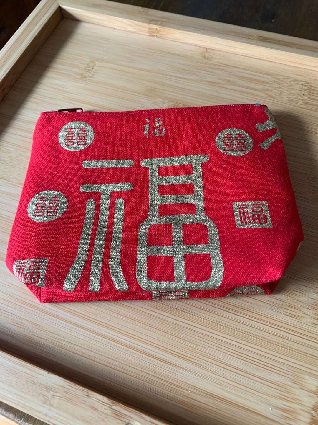福财满门文青风万用袋 吸睛红 礼物 收纳红包 湿纸巾 卫生棉收纳 - 零钱包 - 棉 红色