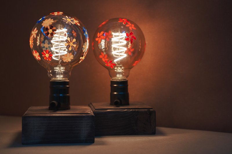 手绘LED枱灯DIY材料包 - 插画/绘画/写字 - 木头 多色