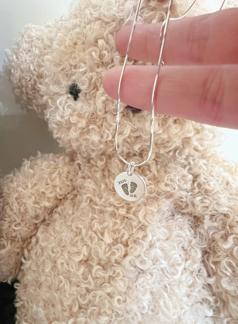 纪念礼 - 宝宝脚印 纯银项链——雷射雕刻 - 项链 - 纯银 银色