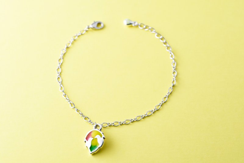 珐琅系列 爱情呢喃  经典爱情鸟 造型手链 黄/绿  (HBRJA0810B-1) - 手链/手环 - 银 绿色