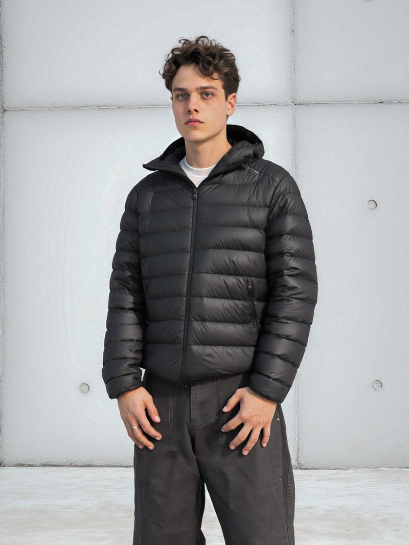 云迹 羽绒排骨服90鸭绒轻薄机能连帽外套保暖御寒内胆 - 男装外套 - 其他材质 黑色