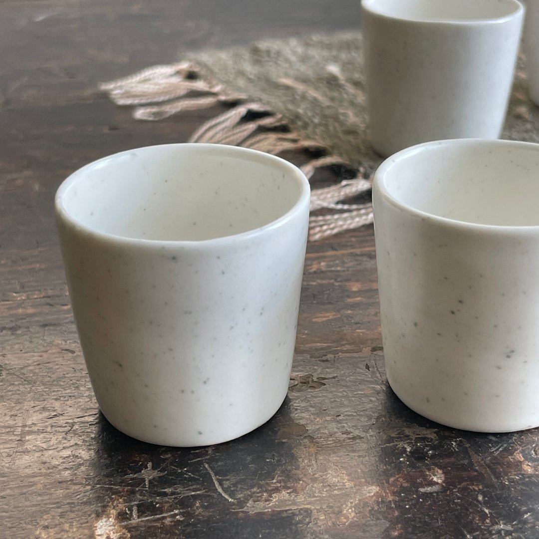 小茶杯_绿点点四入 - 茶具/茶杯 - 瓷 白色