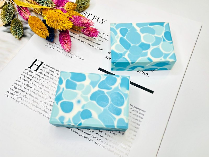 【24h出货】跳舞泡泡∣30%杏核酪梨深层洁肤皂 新年礼物 交换礼物 - 肥皂/手工皂 - 环保材料 