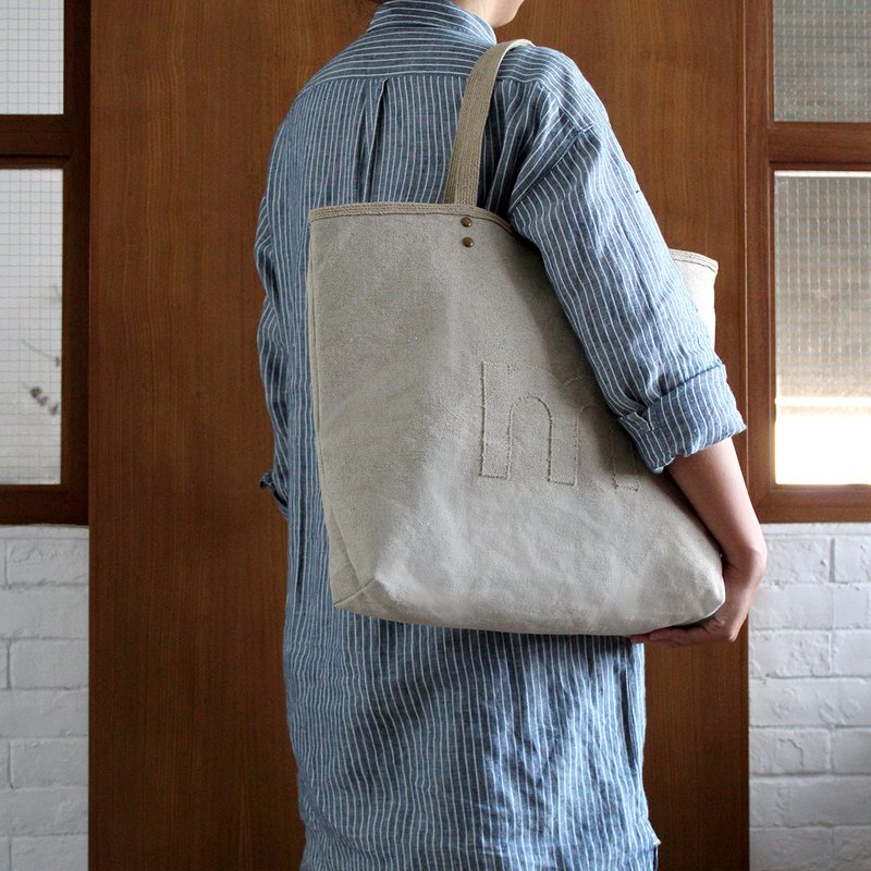 Linen AlphaBAG 粗麻大肩背布包 专属字母 - 侧背包/斜挎包 - 棉．麻 