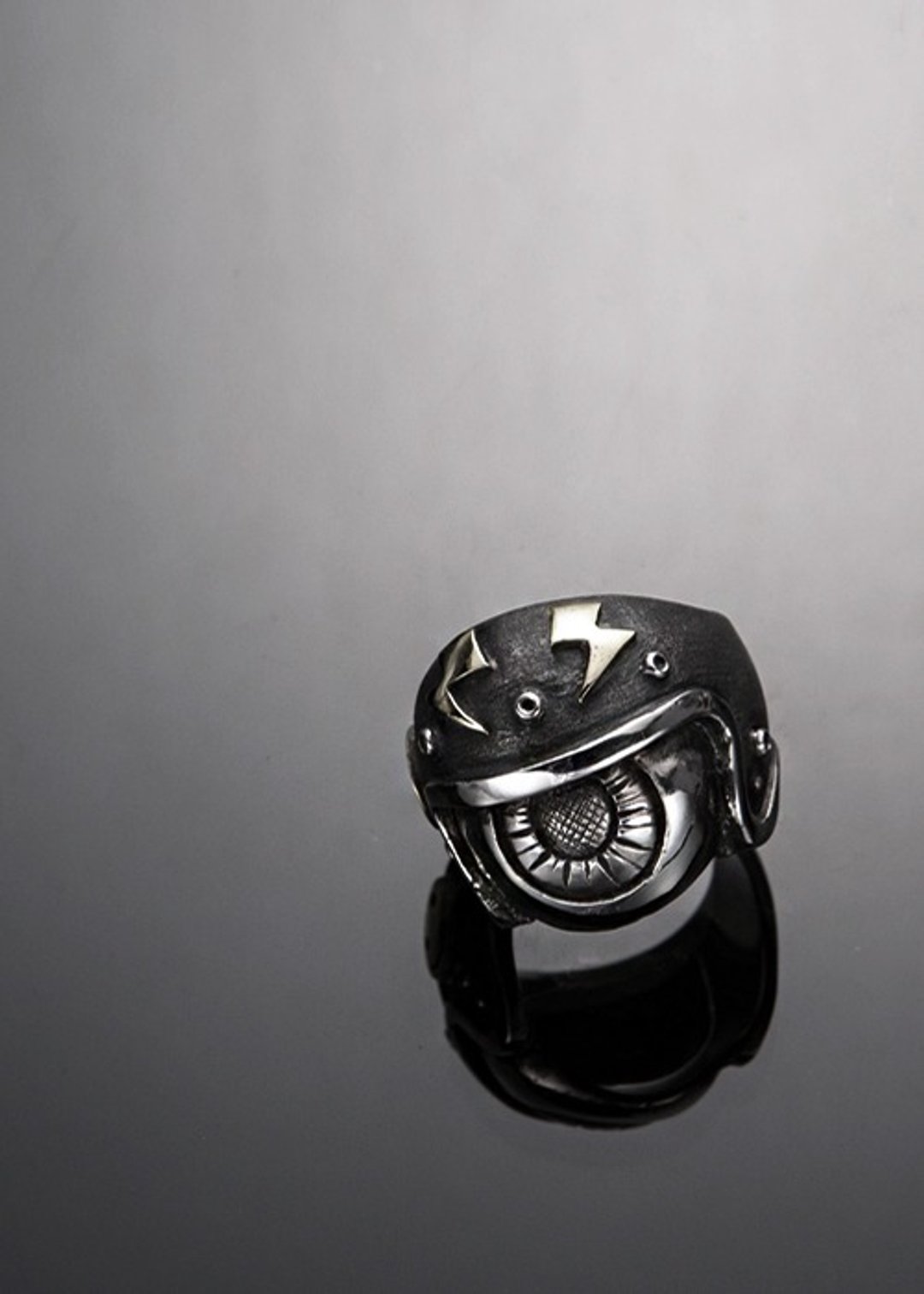 mirror of soul Eyeball Helmet Ring | Let's Ride  安全帽大眼 - 戒指 - 其他金属 银色
