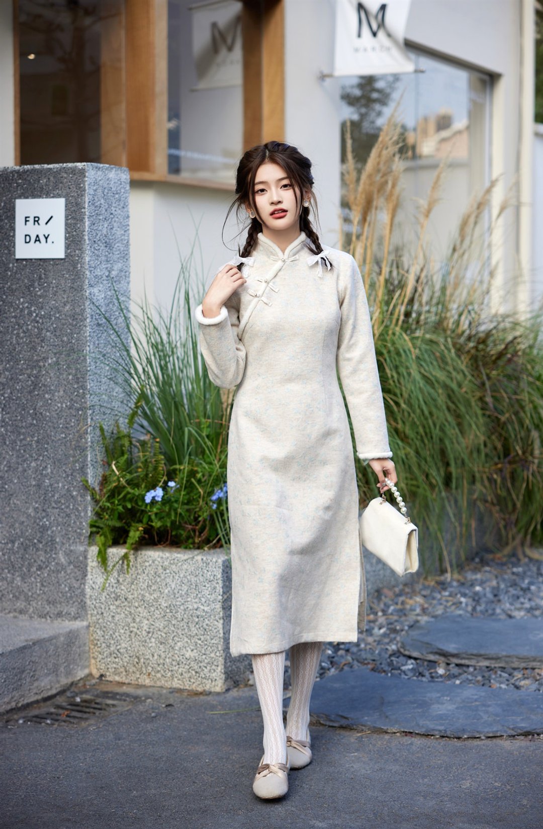 淺杏色碎花 秋冬加絨國風毛領斜襟洋裝 新中式中秋春節改良旗袍 - 旗袍 - 聚酯纤维 卡其色