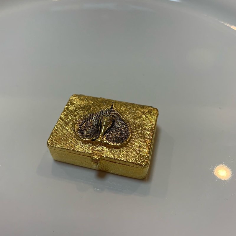Vintage 金色爱心小饰品盒、香膏盒 - 其他 - 其他金属 