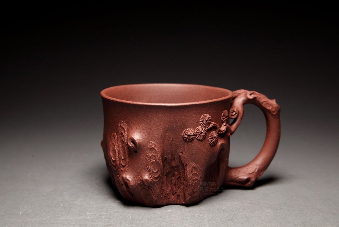 【松桩杯2】 龙山堂 全手工仿生器系列 四号深井底槽青 145cc - 茶具/茶杯 - 陶 紫色