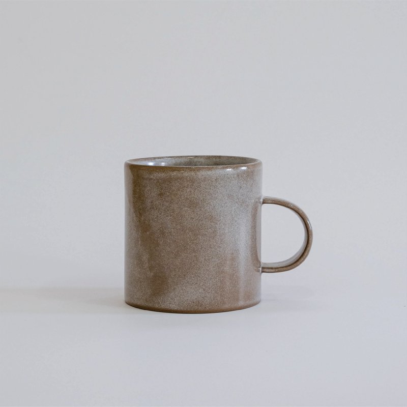 Handmade ceramic mug, tea mug, coffee mug, brown, size 350 ml. - 咖啡杯/马克杯 - 陶 咖啡色