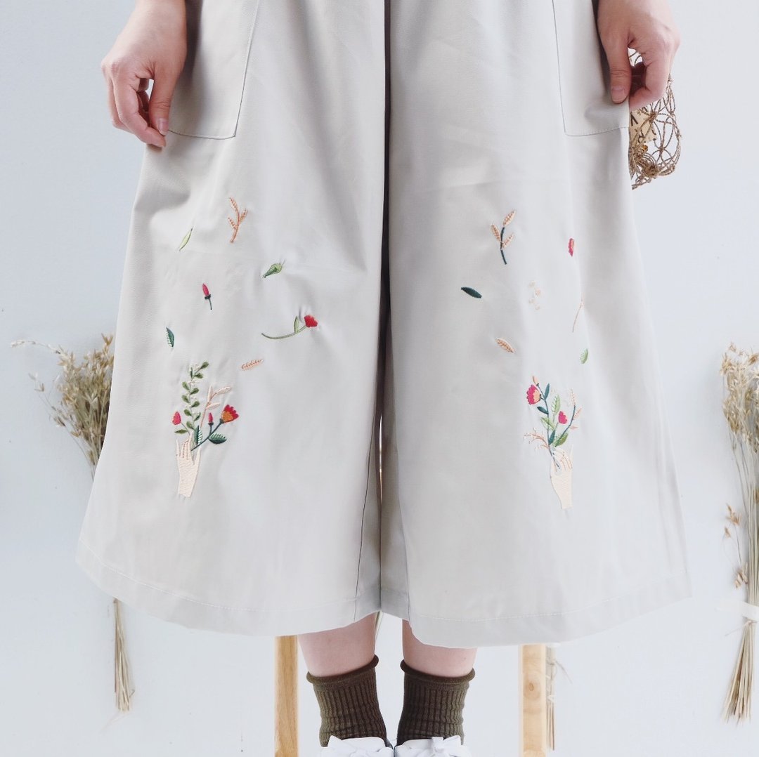 Flower in the hands-Culottes : KHAKI - 女装长裤 - 棉 卡其色