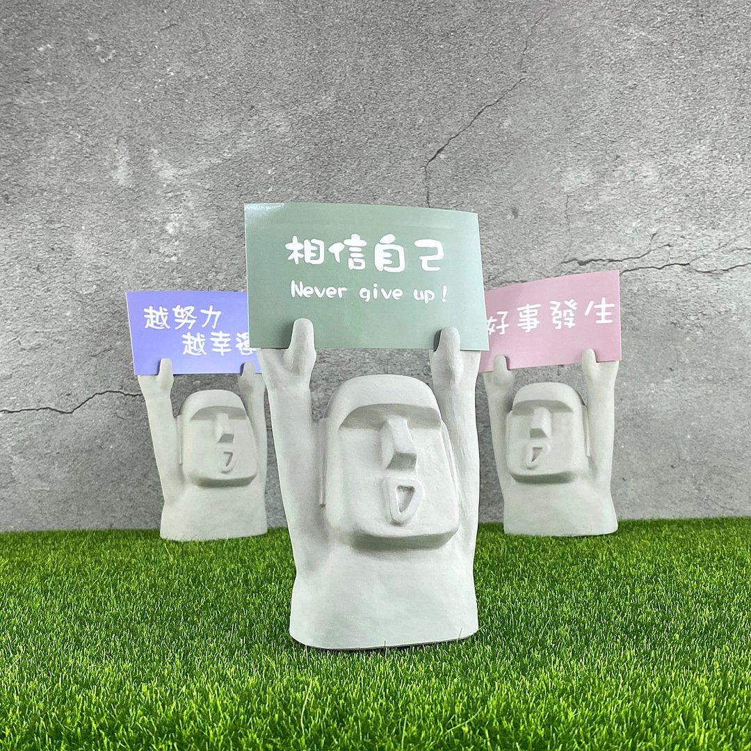 水泥摩艾 Moai－举牌摩艾 卡片 励志公仔 - 玩偶/公仔 - 水泥 灰色