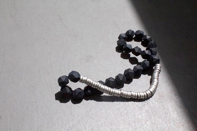 Upcycle 1.1 - 手链/手环 - 宝石 黑色