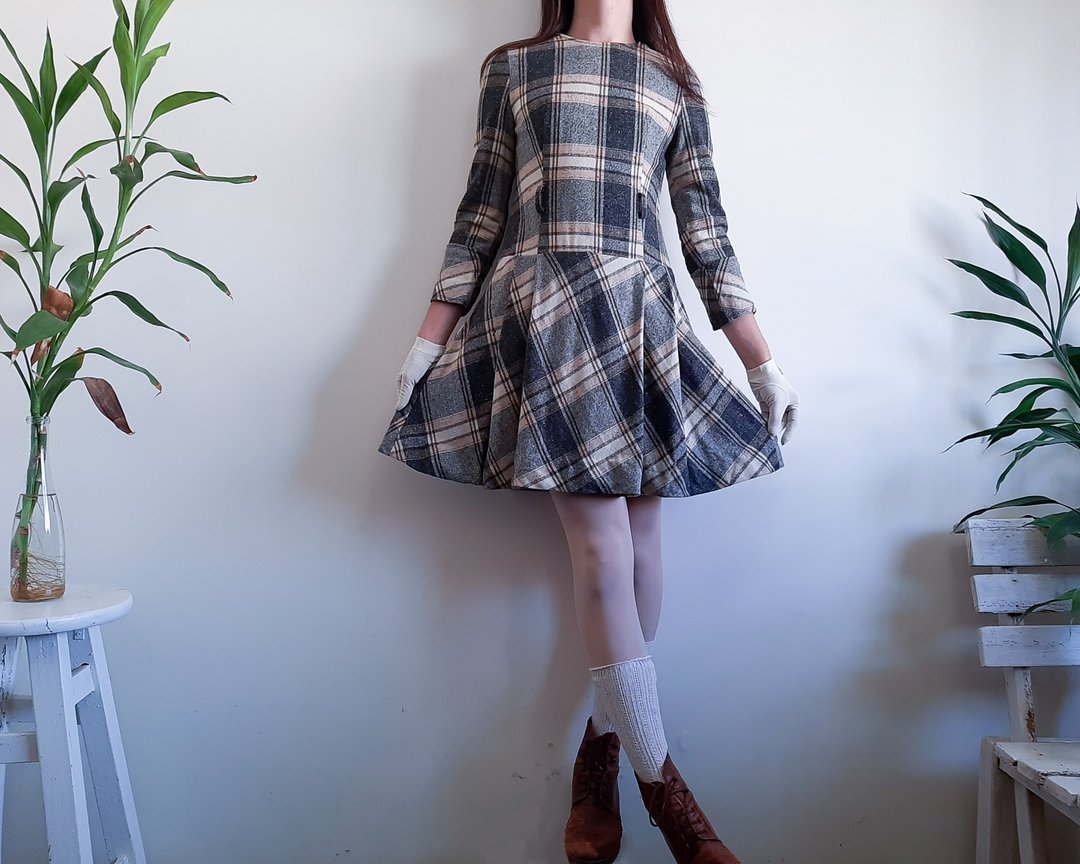 Vintage 60s 70s Wool Brown Cream Plaid Dress Pleated Skirt D - 洋装/连衣裙 - 羊毛 咖啡色