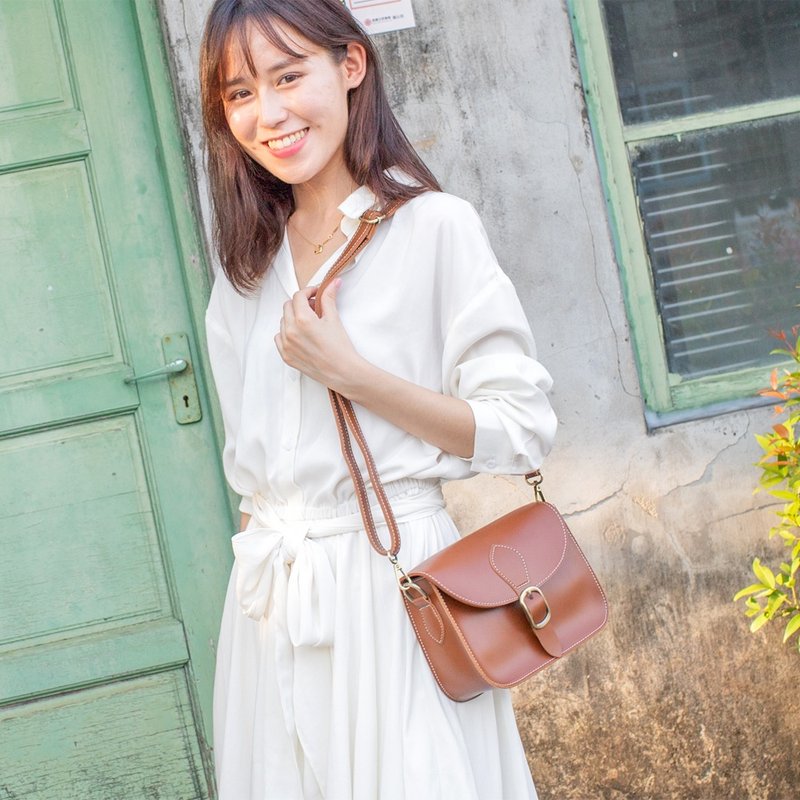 复古马鞍包 (多色) 礼物 斜背 皮革 侧背 生日 手工 手作 复古 皮 - 侧背包/斜挎包 - 人造皮革 多色