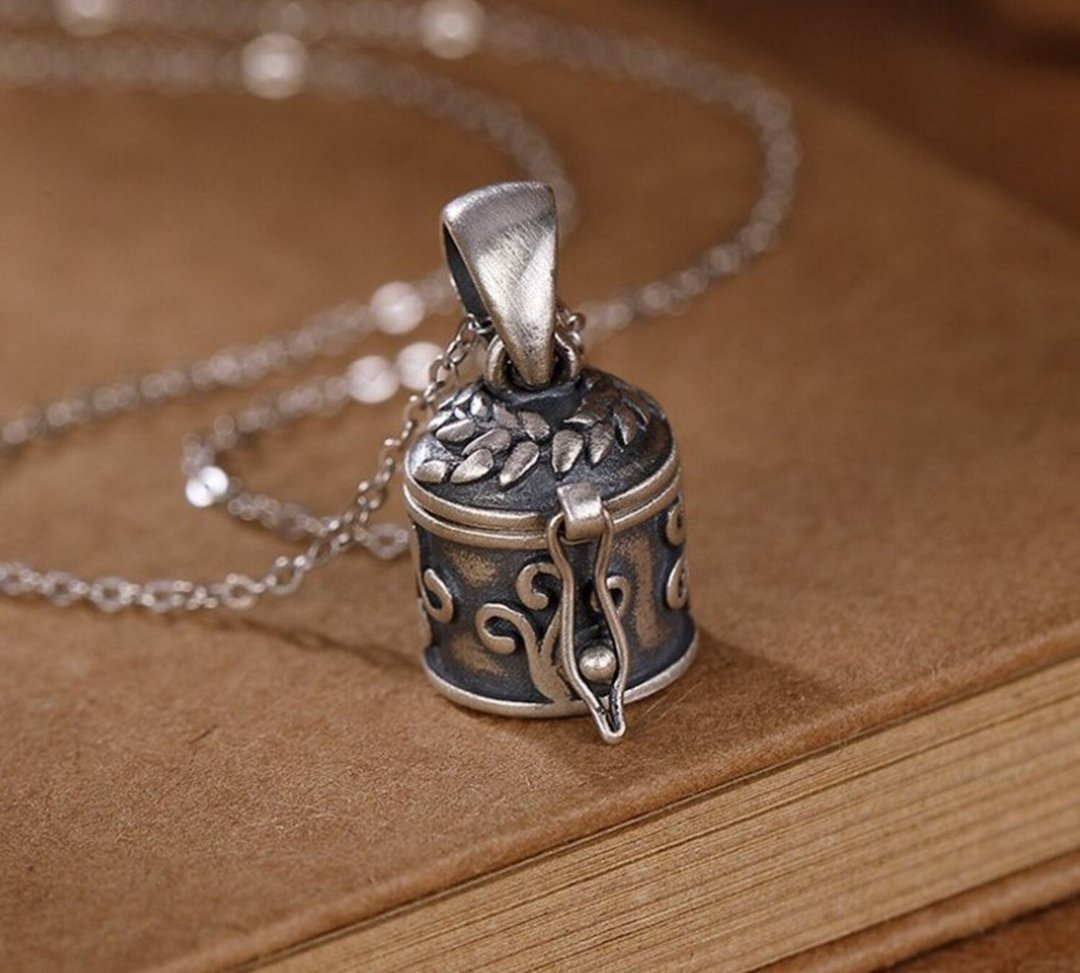 Opening Creative Box Pendants for Women Thai Silver Vines Olive Branch Necklaces - 长链 - 纯银 银色