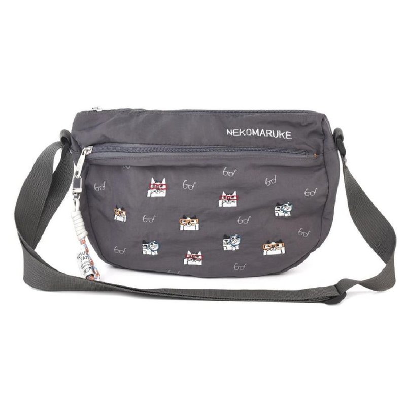 Kusuguru Japan 半月包 轻量防泼水斜背单肩包 猫丸款 -深灰色 - 侧背包/斜挎包 - 聚酯纤维 灰色