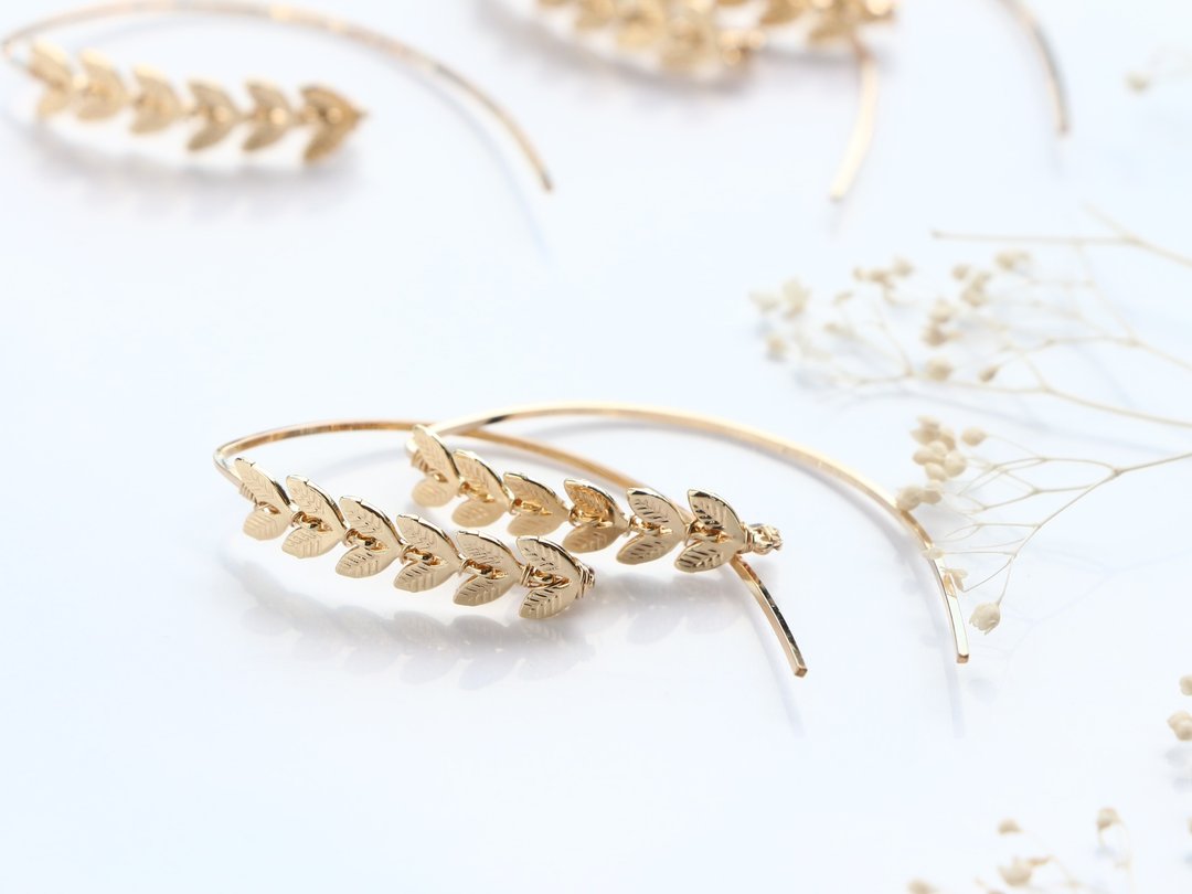 14kgf-leaf marquis pierced earrings - 耳环/耳夹 - 其他金属 金色