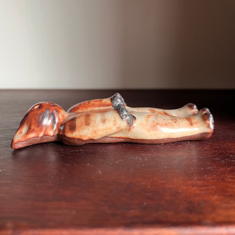 躺平开掌花 / 筷架 / 笔架 / 橘猫陶偶 - 筷子/筷架 - 陶 橘色