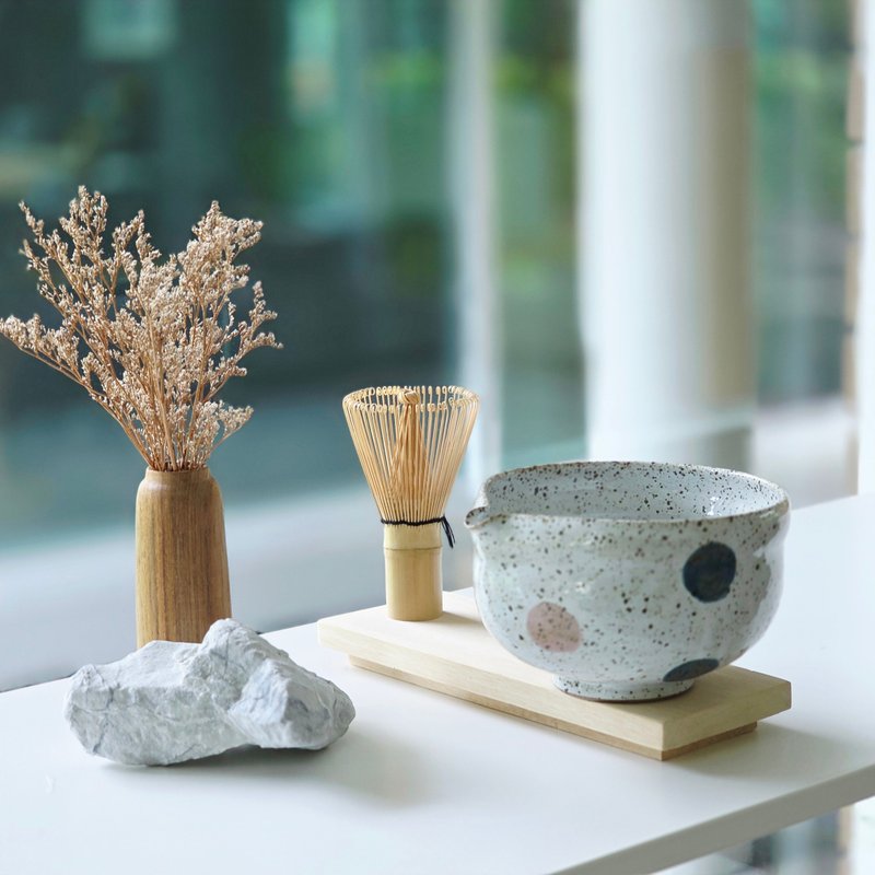 手捏手绘抹茶碗 Chawan - 茶具/茶杯 - 陶 白色