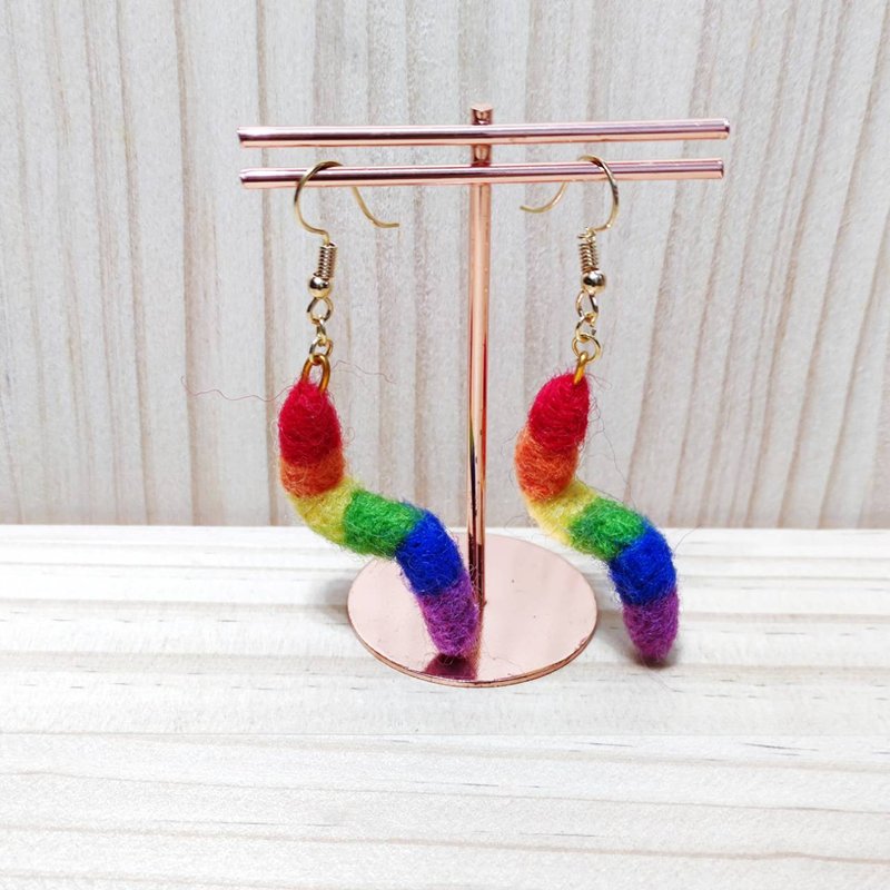 彩虹毛毛虫 可以弯曲 羊毛毡 铝线耳夹 耳环 - 耳环/耳夹 - 羊毛 多色