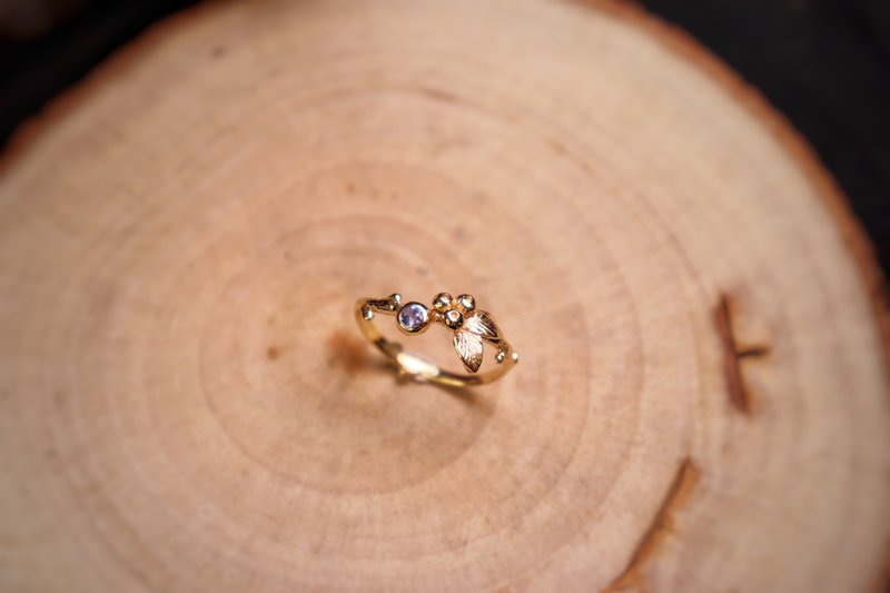 【花坛 a kadan】k18小蓝莓蓝宝戒 - 戒指 - 贵金属 金色