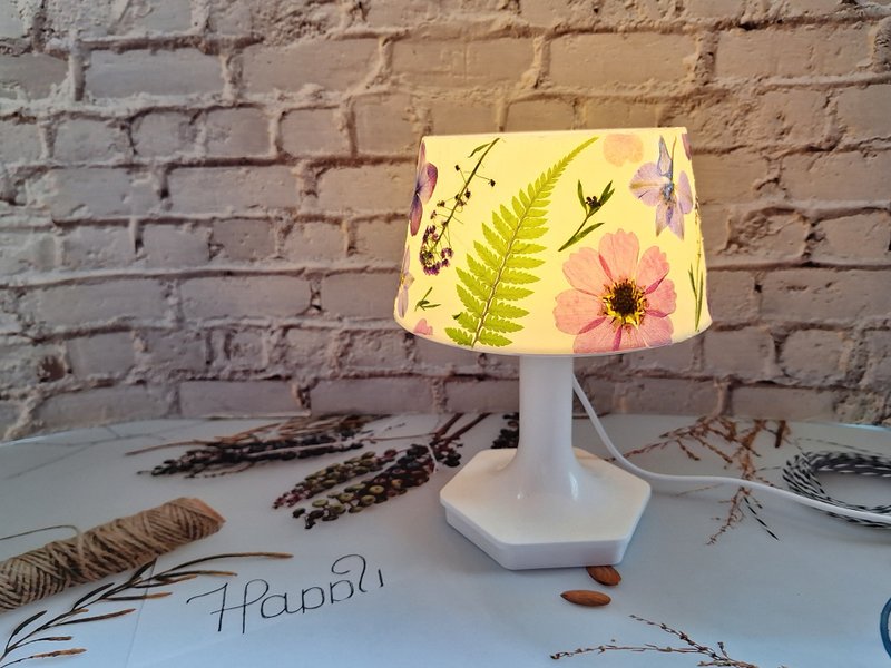 押花植物小夜灯 I Led 创意押花床头灯 - 灯具/灯饰 - 塑料 多色