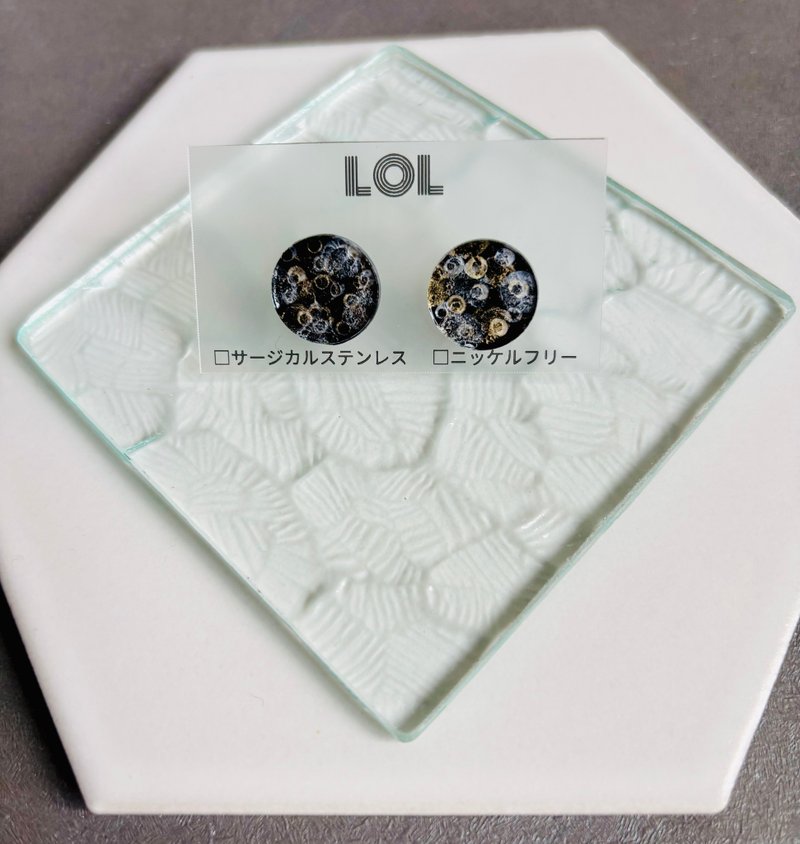 night/003 圆形S 耳针或耳夹 - 耳环/耳夹 - 塑料 黑色