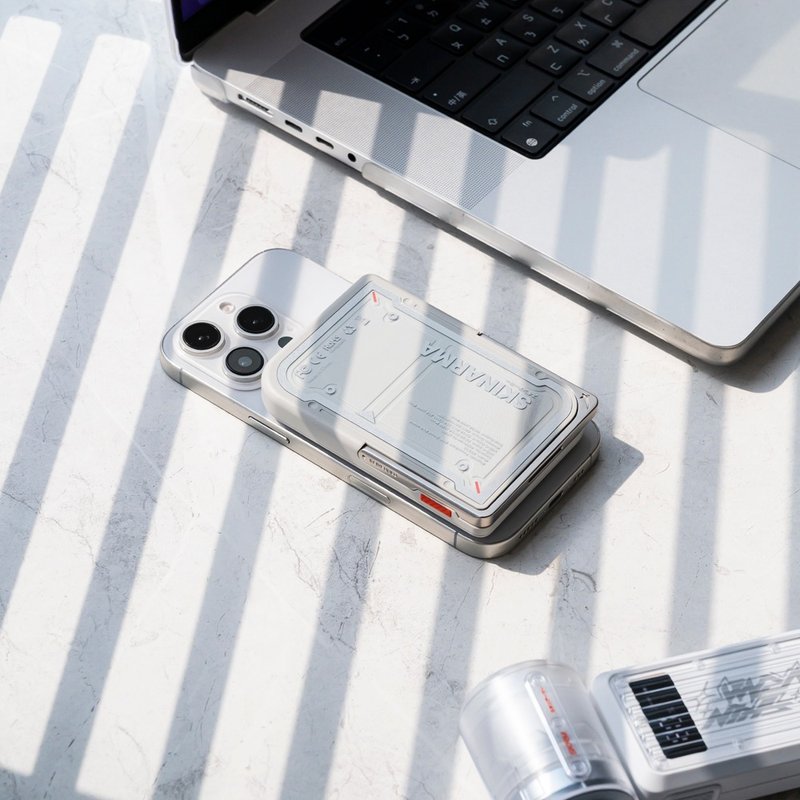 SKINARMA Mecha 5000mAh 20W 磁吸支架款行动电源 WH标示 - 充电宝/传输线 - 其他材质 多色