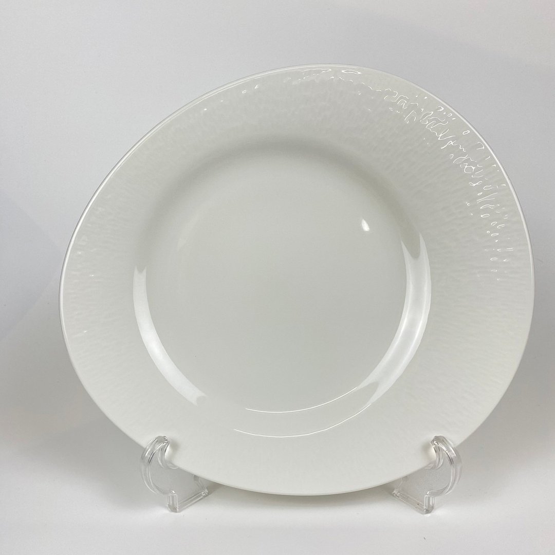【Narumi】Oval Plate主厨系列骨瓷蛋型28cm主餐盘 - 盘子/餐盘/盘架 - 陶 白色