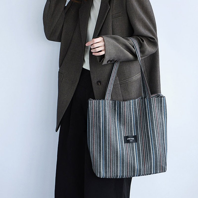 舊時光復古色織條紋包 / 大容量單肩斜挎設計 / 復古風格百搭款 - 侧背包/斜挎包 - 棉．麻 灰色