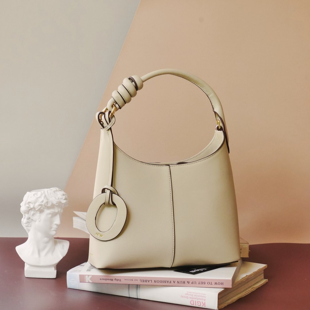 Onyx Shoulder Bag 腋下包 - Cream Nappa Leather 牛皮 - 手提包/手提袋 - 真皮 卡其色