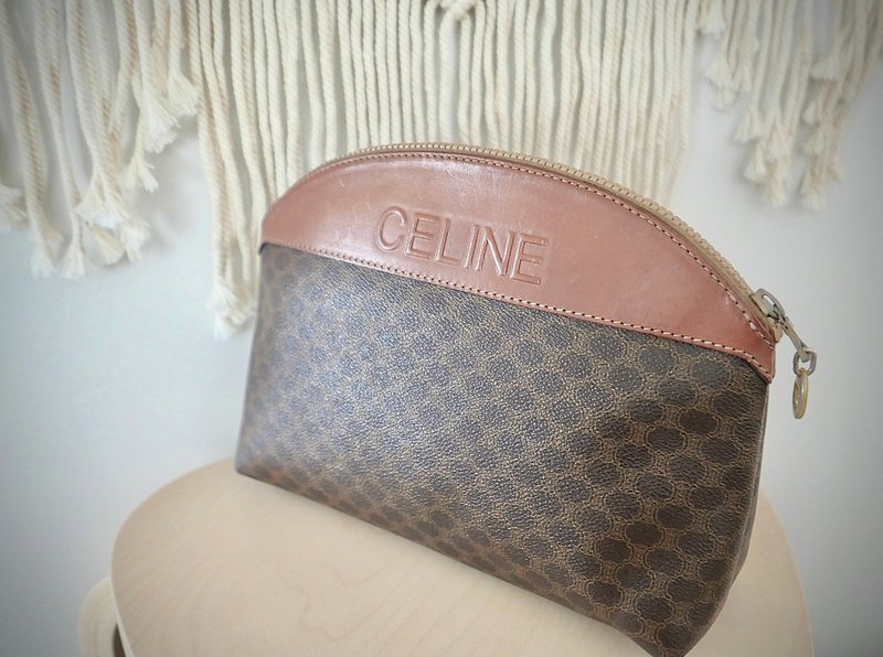 Celine中古经典老花化妆包/古董包 - 附送背带和转换器 - 化妆包/杂物包 - 其他材质 咖啡色