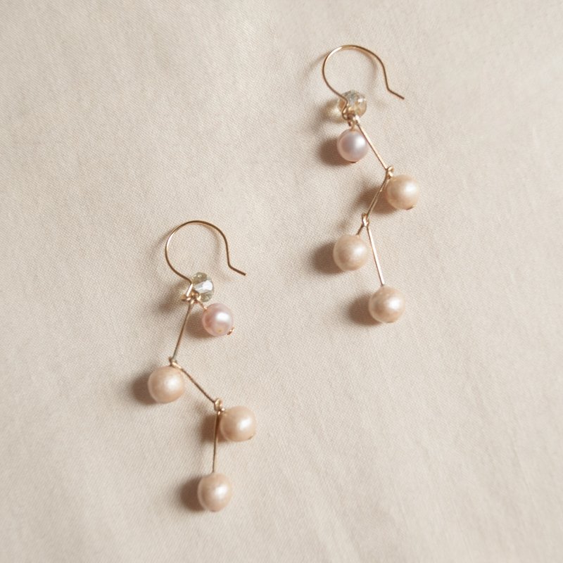 TeaTime / 【下午茶畅想—奶茶色风格】 耳环 耳钩 / 原创 纯手工制  进口材质耳饰 耳环 - 耳环/耳夹 - 其他材质 卡其色