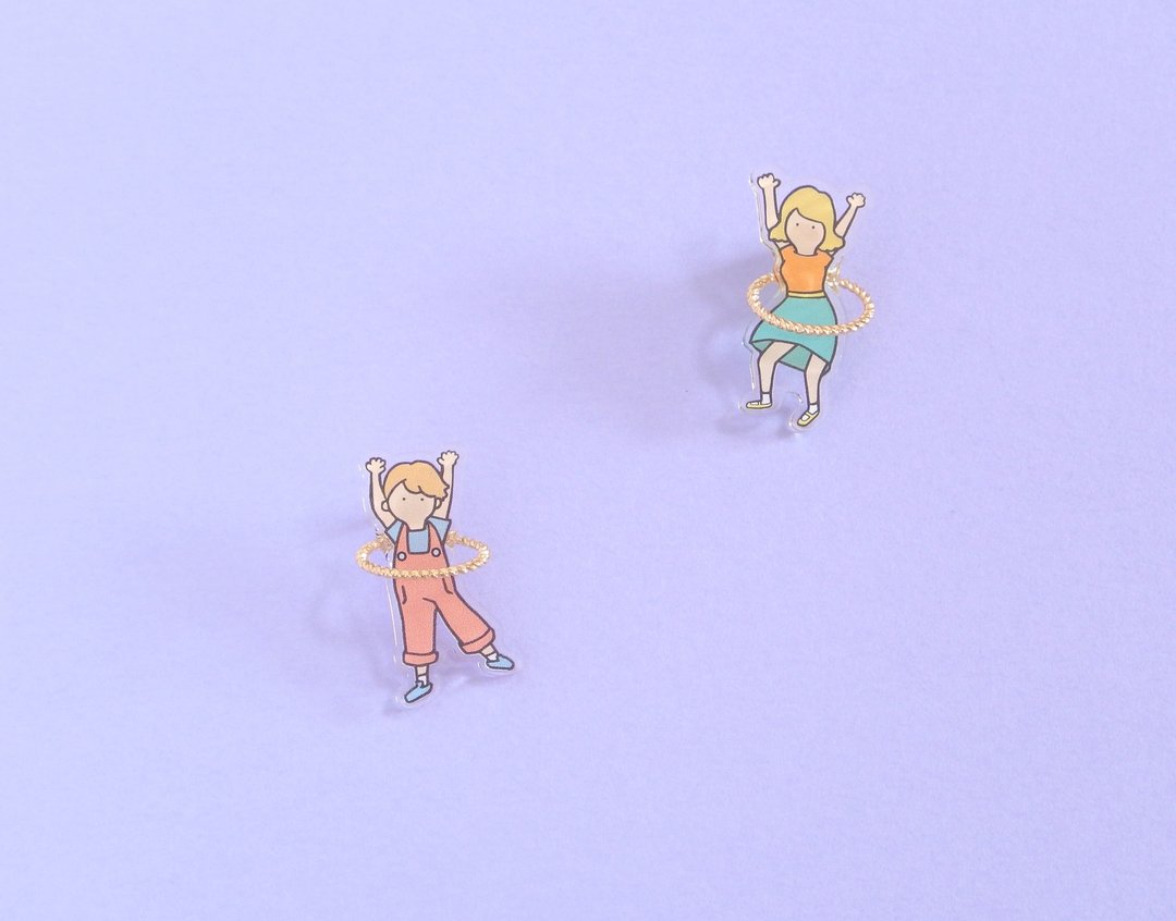 Hanging hula hoop batch - 胸针 - 压克力 多色