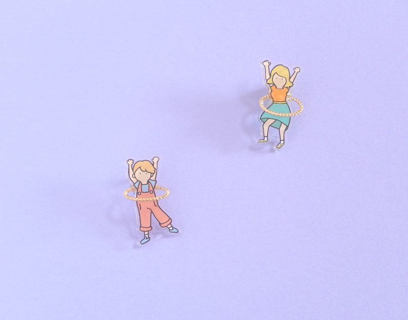 Hanging hula hoop batch - 胸针 - 压克力 多色