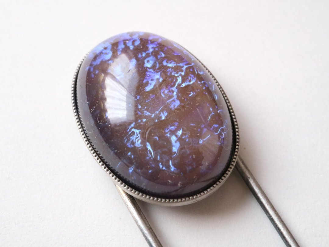 Dragons Breath Stall Pin Purple Brooch Czech Glass Tanzanite Opal Purple Dull Move Elegant Safety Pin 25x18mm 18x25mm - 胸针 - 玻璃 紫色