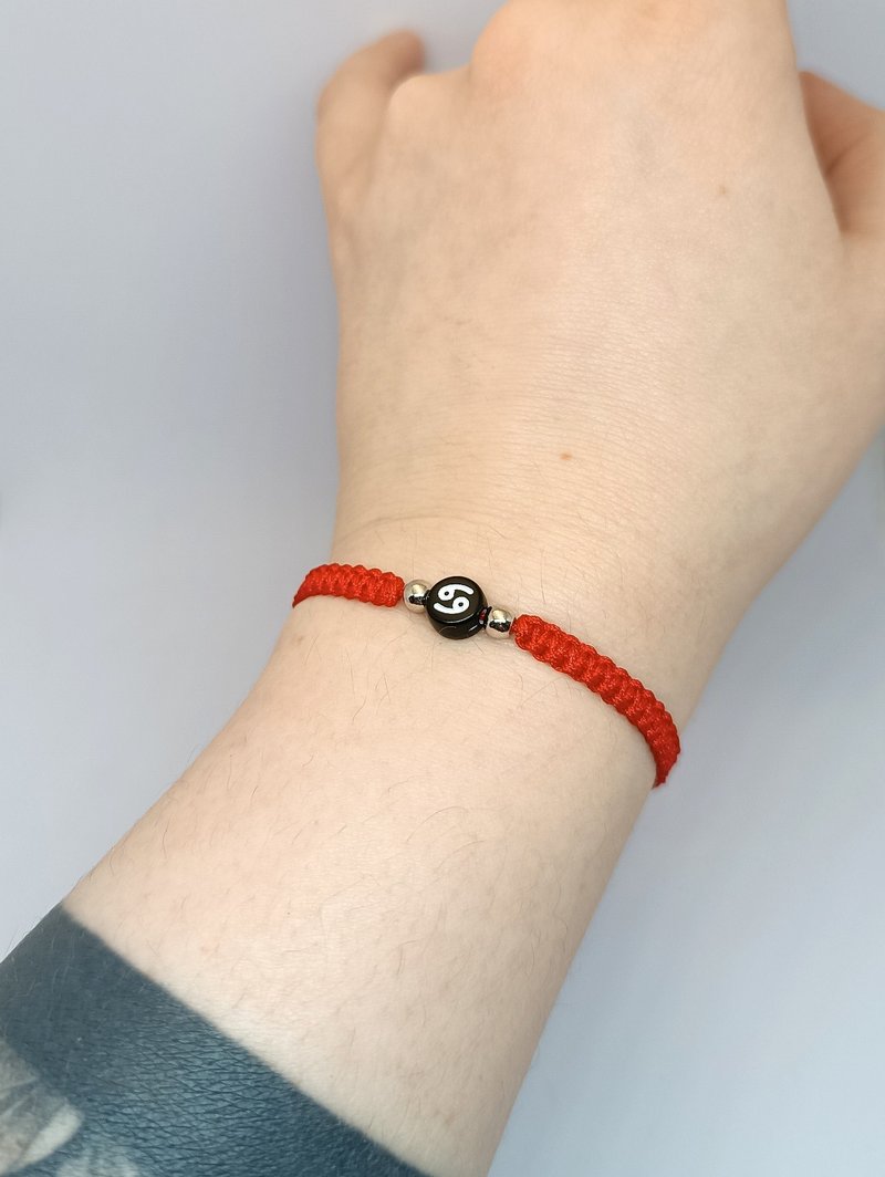 红线编织的巨蟹座生肖手链 - 手链/手环 - 其他材质 红色