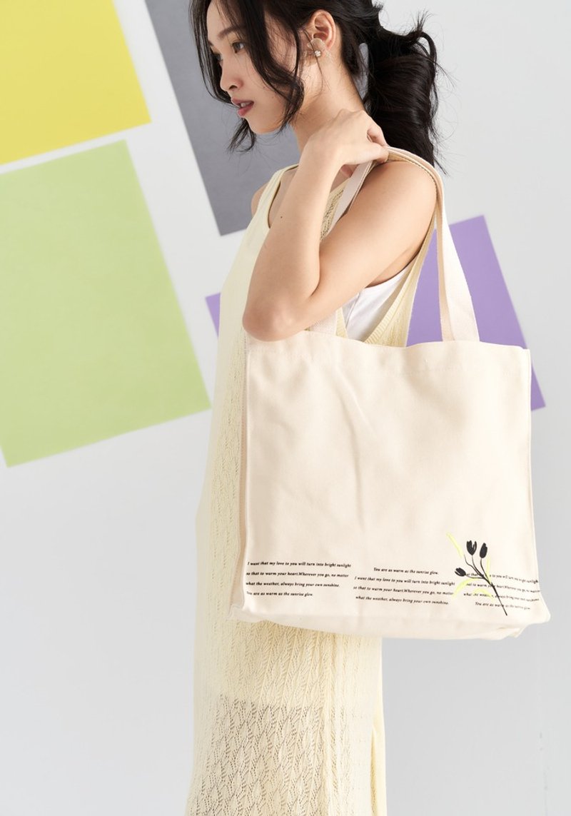 刺绣小花_方形厚磅帆布包 - 手提包/手提袋 - 棉．麻 白色