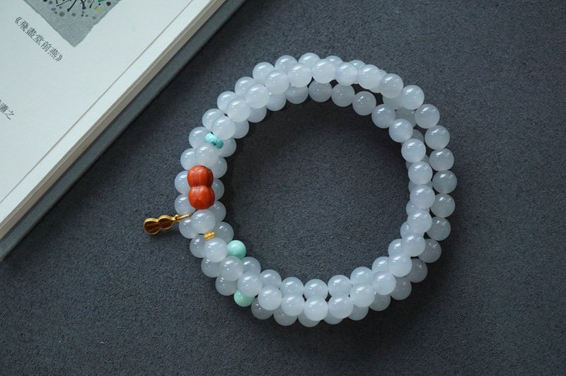 天然和田玉 /和阗玉-烟紫玉 南红并蒂莲 设计多圈手串衣襟挂f - 手链/手环 - 宝石 紫色