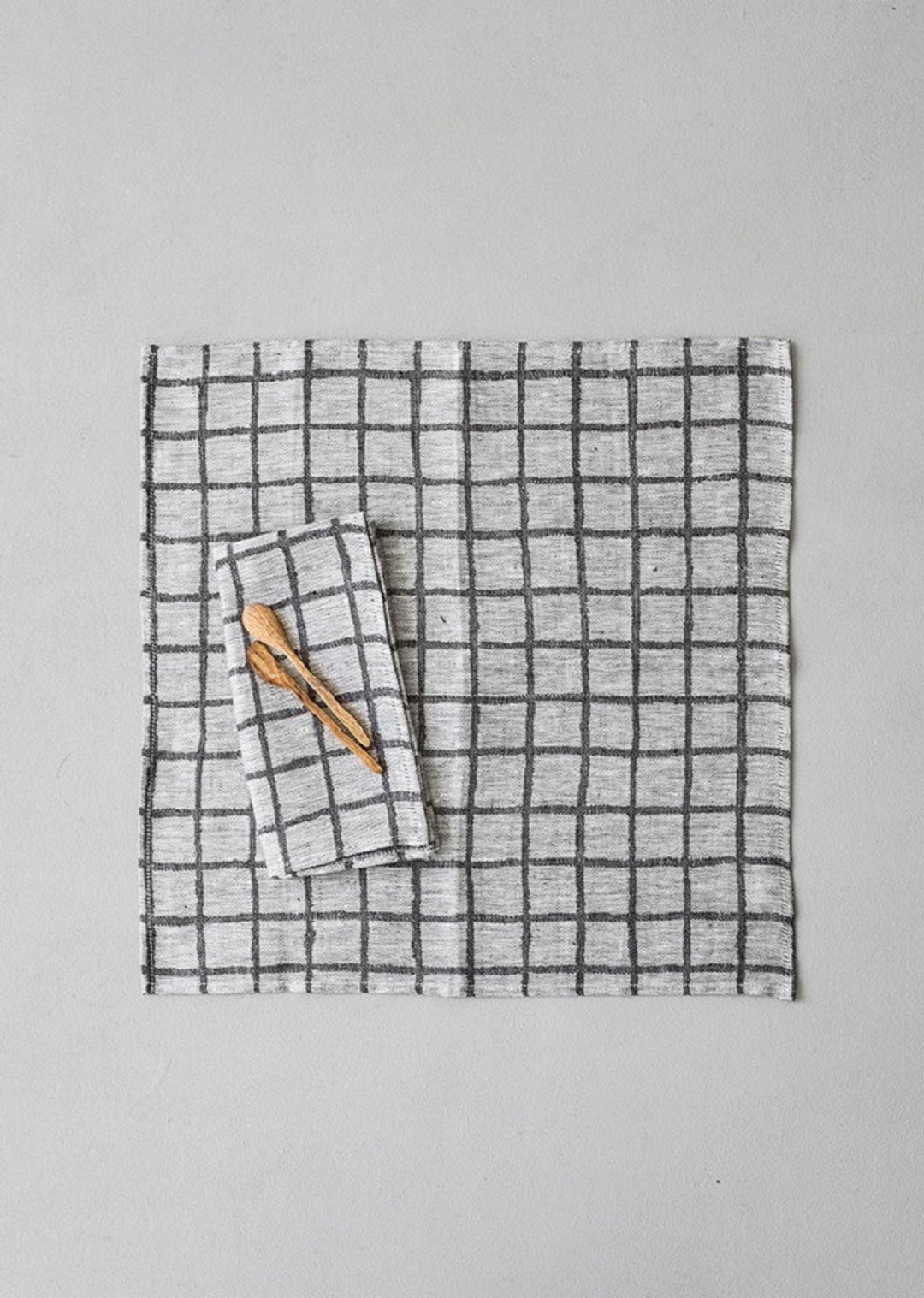 北欧风设计师款–方格餐巾二入组(黑)Rutig Napkins 2-pack,Black - 餐垫/桌巾 - 棉 灰色