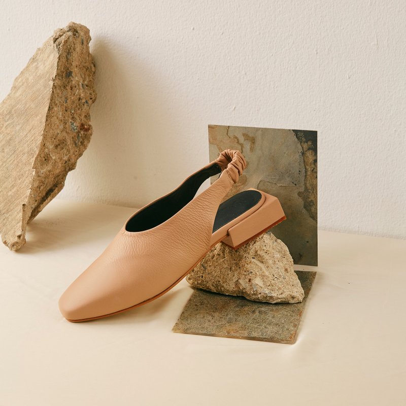BEIGE - ONIONS Slingback Shoes - 男女凉鞋 - 真皮 卡其色