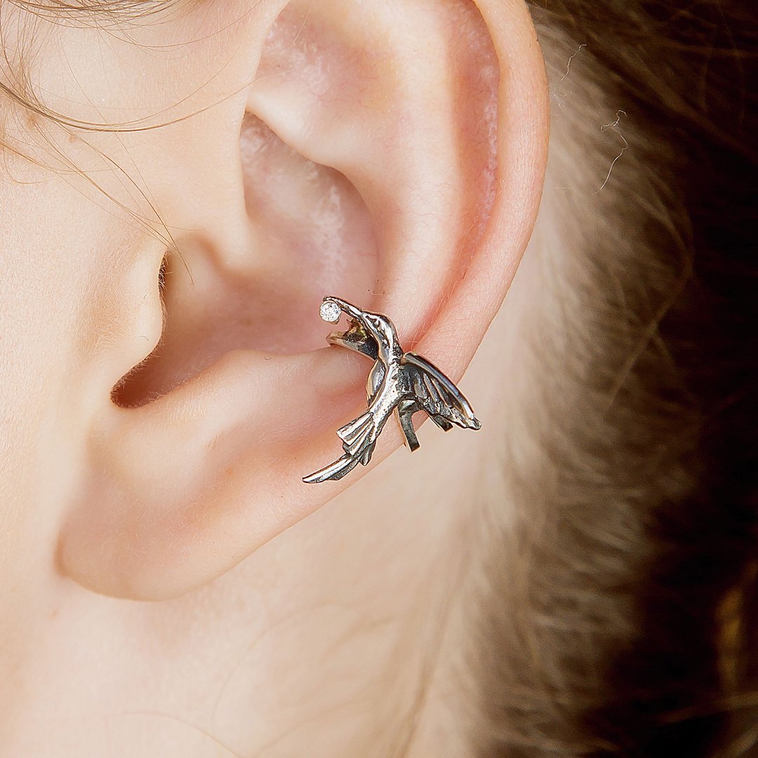 Humming bird ear cuff silver - 耳环/耳夹 - 纯银 银色